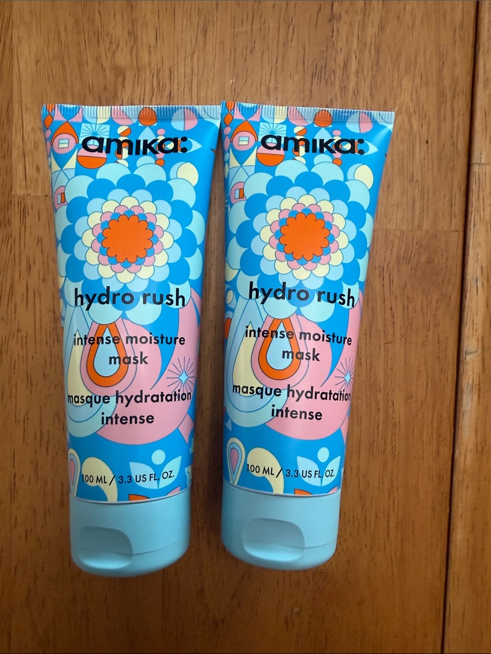 amika Hydro Rush Intense Moisture Mask - Blue and Pink